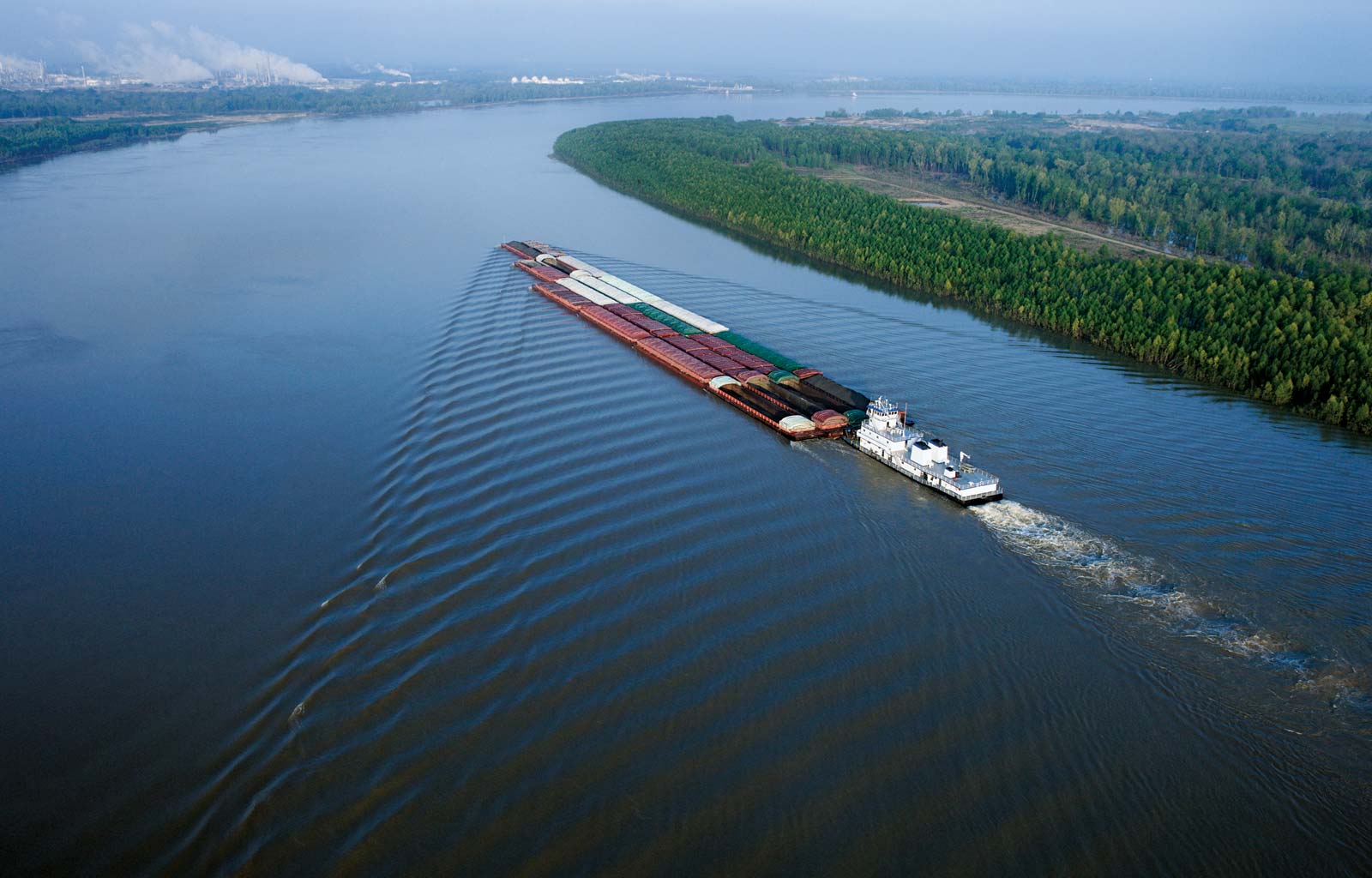 barge-Mississippi-River-Louisiana-Baton-Rouge.jpg
